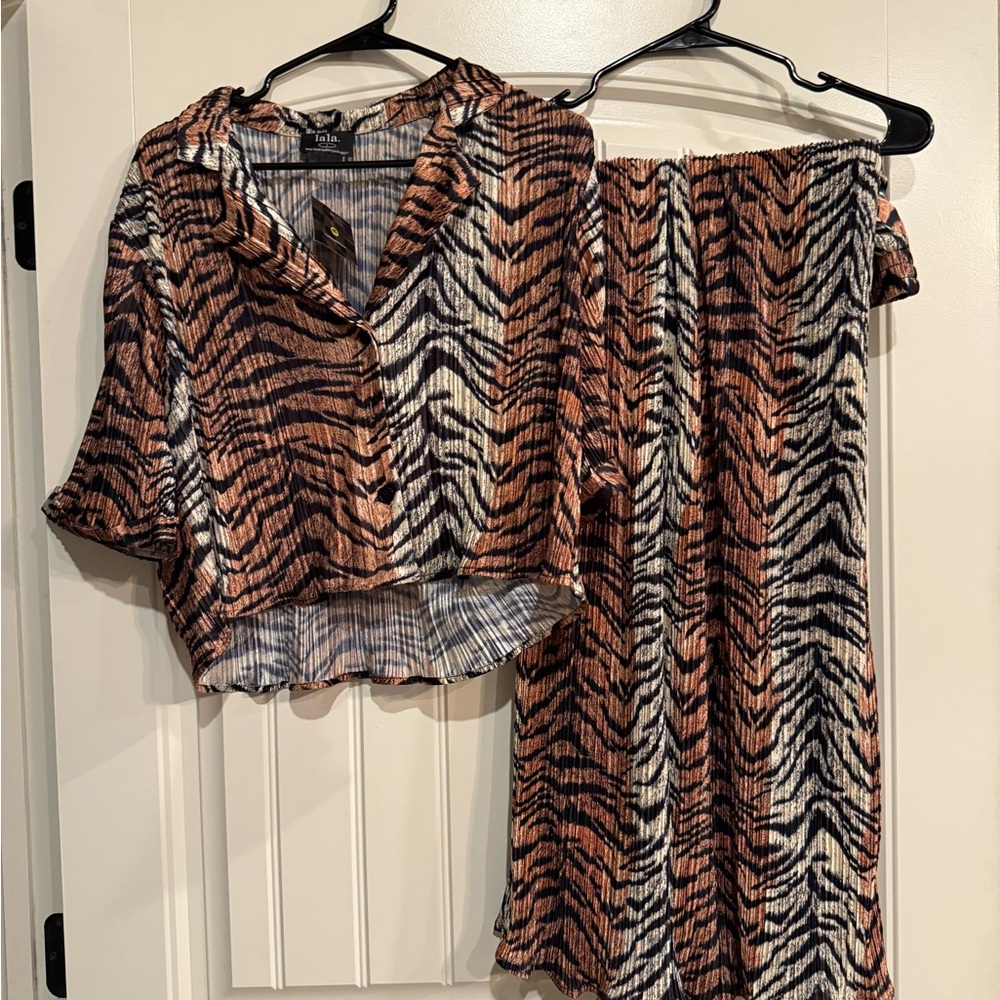 Dressed In Lala plisse skirt set